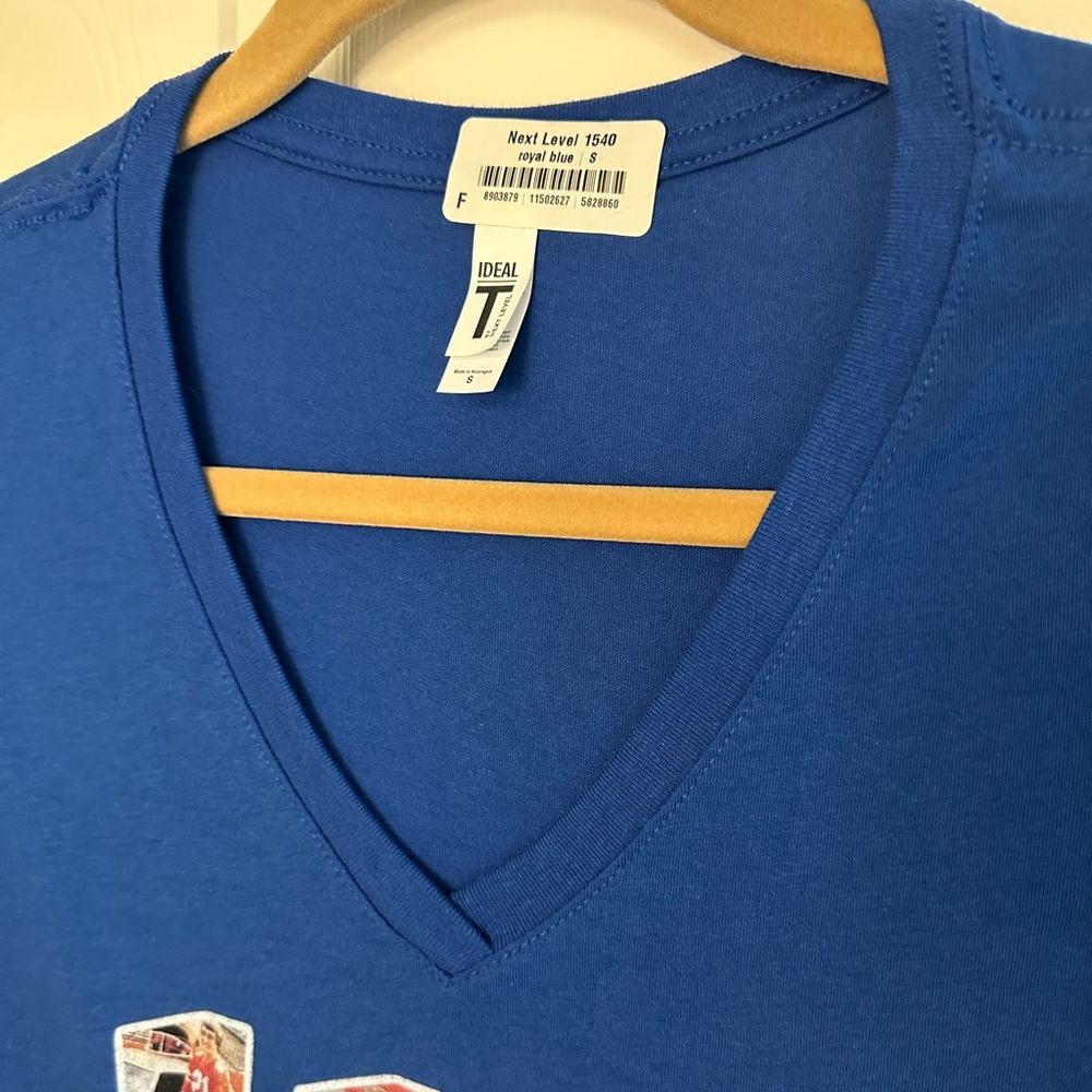 University of Florida Football Blue V-Neck Graphic T-Shirt - Size Small - Picture 2 of 3